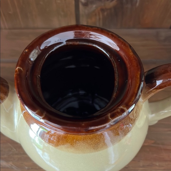 Teapot - Picture 8 of 11